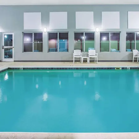 La Quinta By Wyndham O\'Fallon, Il - St. Louis