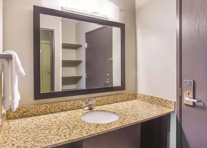 Hotel La Quinta By Wyndham O'fallon, Il - St. Louis