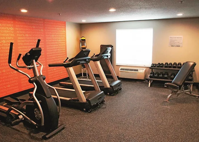 La Quinta By Wyndham O'fallon, Il - St. Louis