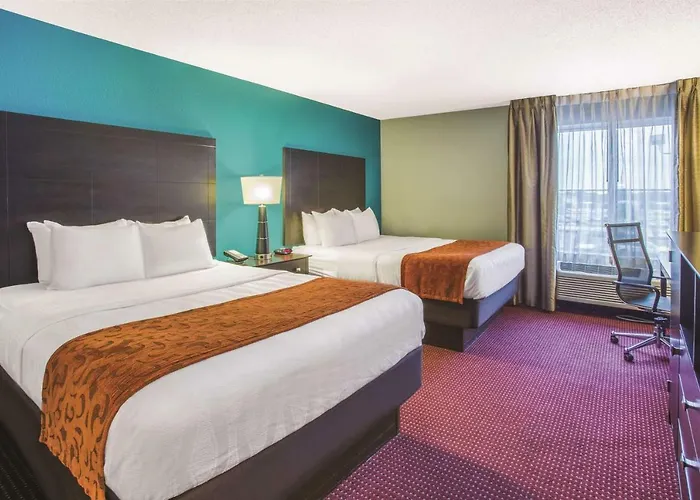 Hotel La Quinta By Wyndham O'fallon, Il - St. Louis